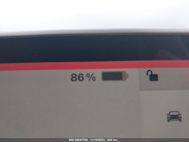 Tesla Model Y Long Range 2022 7SAYGAEE6NF404442 Image 18