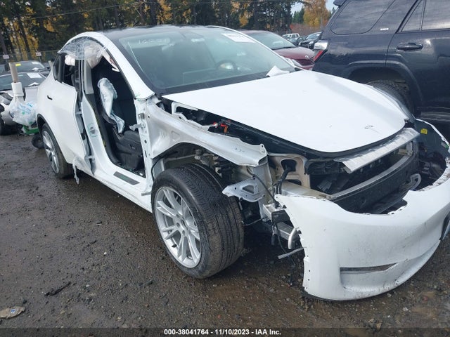 Tesla Model Y Long Range 2022 7SAYGAEE6NF404442 Image 6
