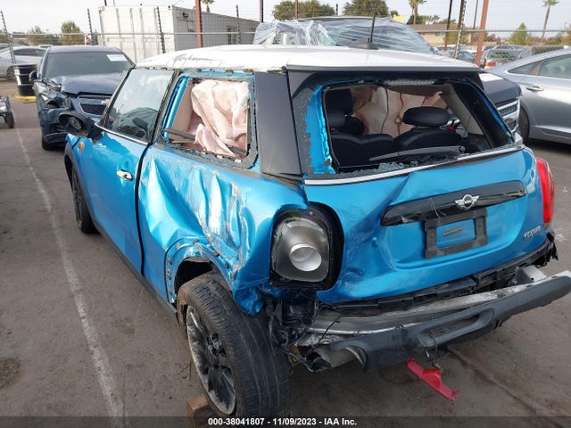 2016 MINI HARDTOP WMWXP5C54G2D14635 Photo 2