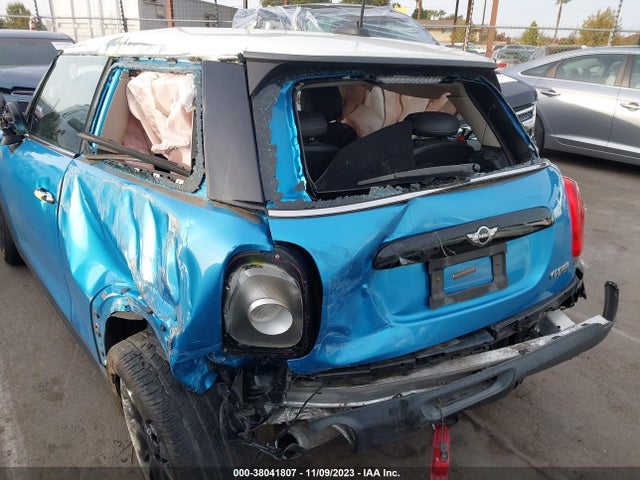 2016 MINI HARDTOP WMWXP5C54G2D14635 Photo 5