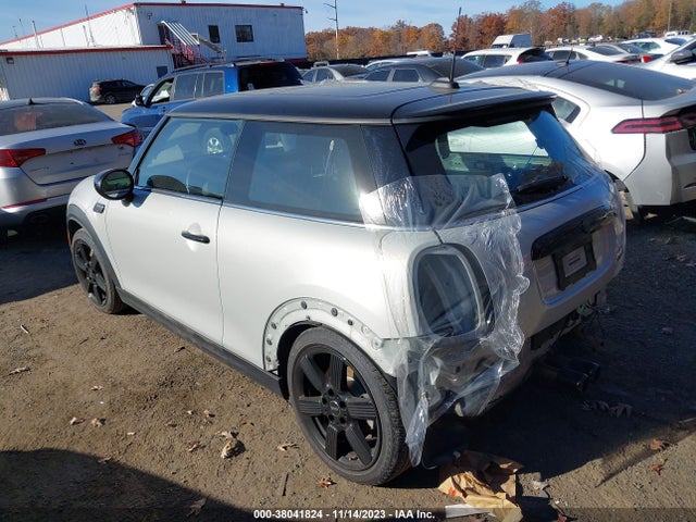 2023 MINI HARDTOP WMW53DH0XP2T74619 Photo 2