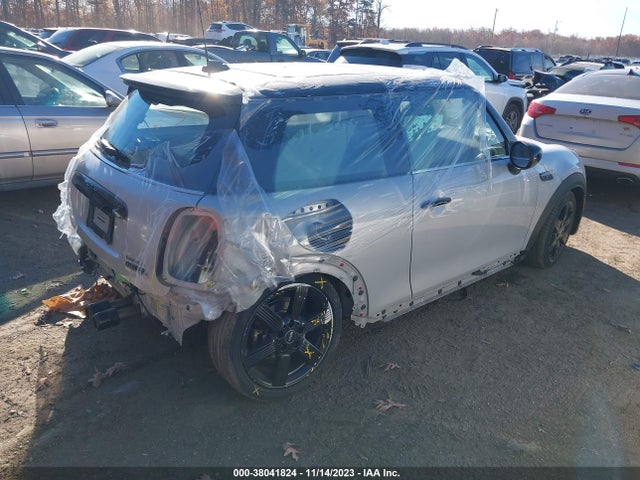 2023 MINI HARDTOP WMW53DH0XP2T74619 Photo 3