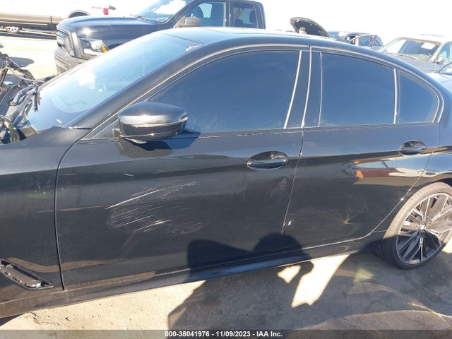BMW M550i Xdrive 2023 WBA13BK01PCN05927 Image 15