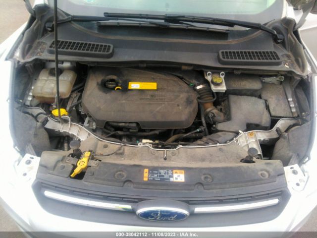 1FMCU9GX9GUB92834 Ford ESCAPE SE