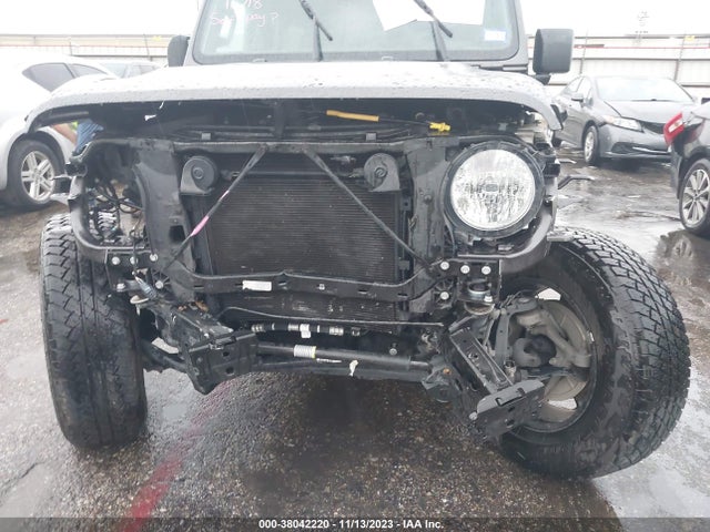 1C4HJXDN7MW585581 Jeep Wrangler Unlimited Sport Altitude 4x4