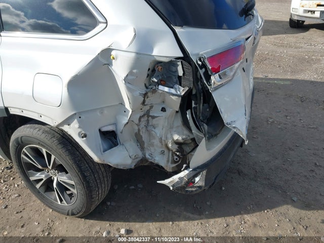 Toyota Highlander Xle V6 2016 5TDJKRFH7GS307642 Image 6