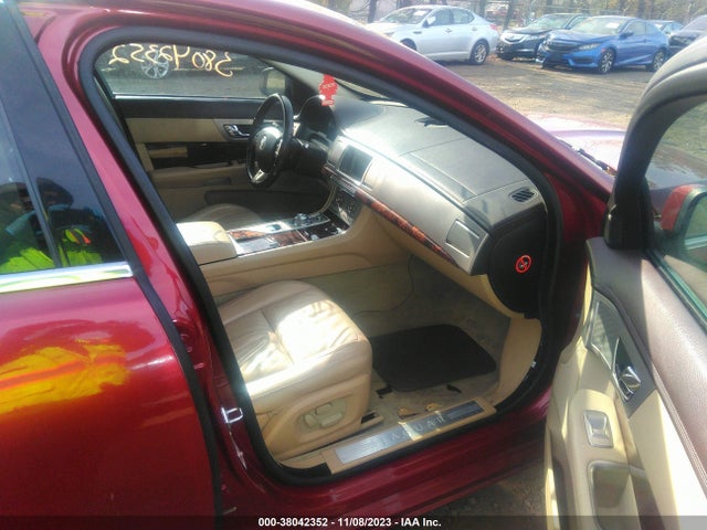 2009 JAGUAR XF SAJWA05B79HR29958 Photo 4