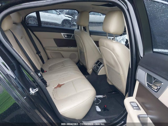 2013 JAGUAR XF SAJWA0ES4DPS66721 Photo 7