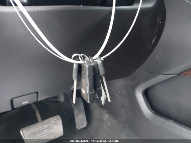 Chevrolet Suburban Lt 2018 1GNSCHKC3JR379277 Image 11
