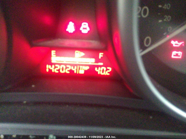 38042439 :رقم المزاد ، JM1BL1VF8B1470728 vin ، 2011 Mazda Mazda3 I Touring مزاد بيع