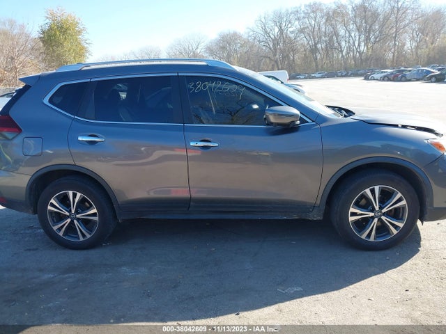 2019 Nissan Rogue Sv მანქანა იყიდება აუქციონზე, vin: JN8AT2MV5KW390577, აუქციონის ნომერი: 38042609
