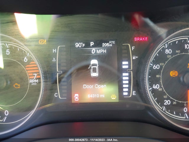 2018 JEEP CHEROKEE LATITUDE FWD VIN: 1C4PJLCB5JD565591