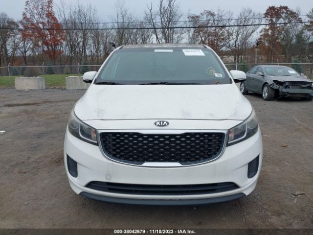 KNDMB5C13G6084397 KIA SEDONA LX