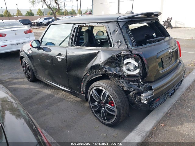 2016 MINI HARDTOP WMWXM9C58GT996961 Photo 2