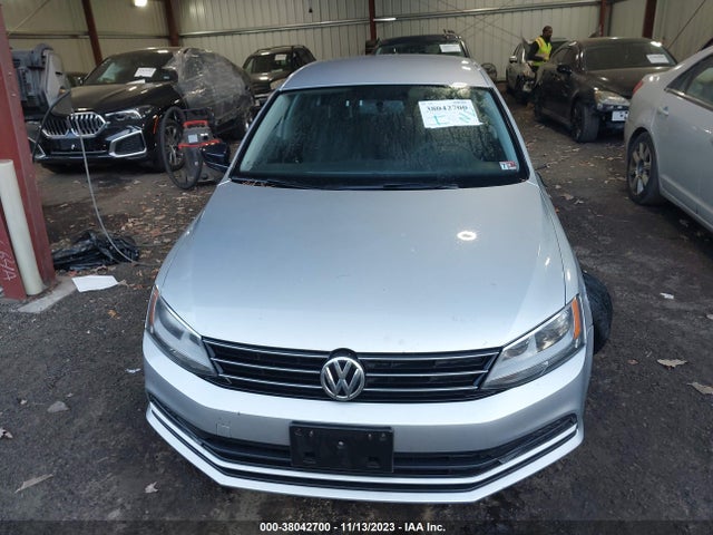 3VWD17AJ1FM225108 Volkswagen Jetta Sedan 1.8t Se