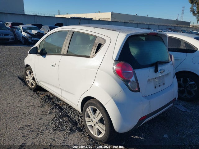 Chevrolet Spark Lt 2015 KL8CD6S96FC718765 Image 3
