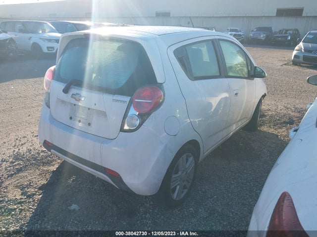 Chevrolet Spark Lt 2015 KL8CD6S96FC718765 Image 4