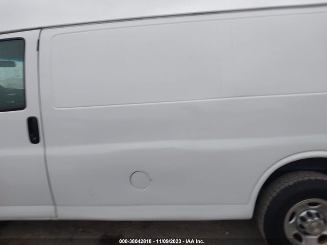 Chevrolet EXPRESS CARGO VAN 2019 1GCWGAFG7K1184947 Image 14
