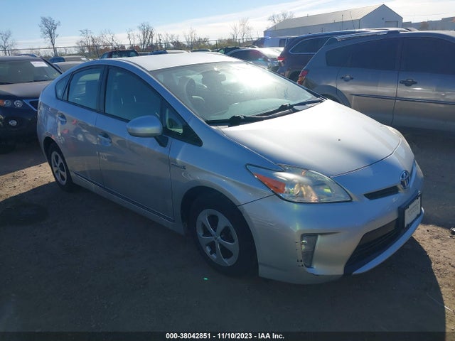 Toyota Prius Three 2014 JTDKN3DU6E0356601 Image 1