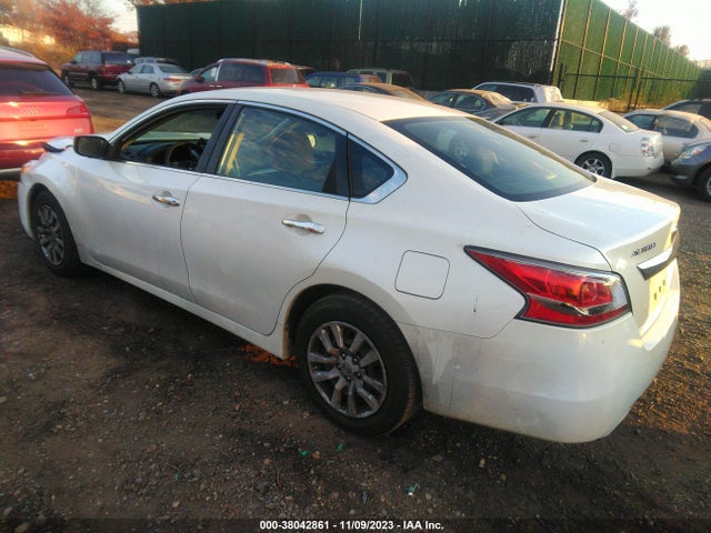 2015 NISSAN ALTIMA 2.5 S VIN: 1N4AL3AP3FC125175