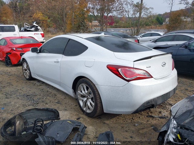 2015 HYUNDAI GENESIS 3.8 BASE VIN: KMHHU6KJXFU123480