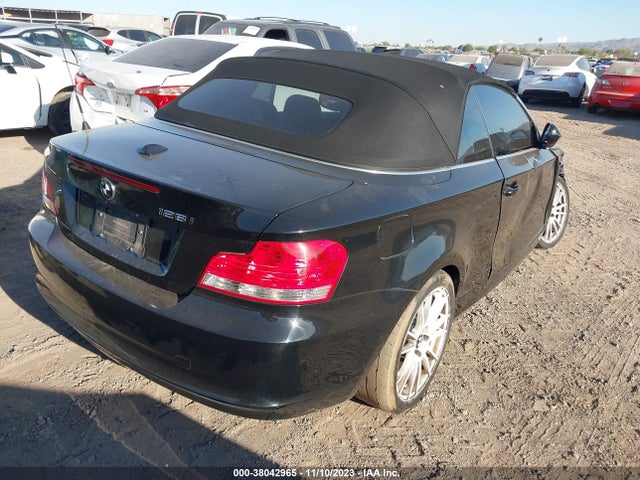 2011 BMW 128I VIN: WBAUN1C5XBVH82720