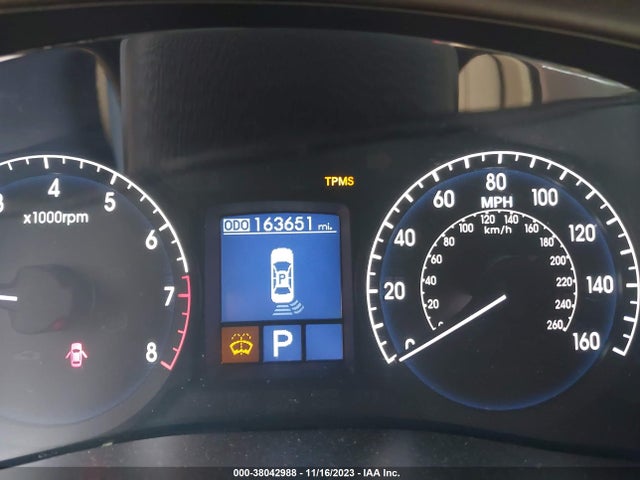 2011 HYUNDAI GENESIS 3.8 VIN: KMHGC4DE7BU140573