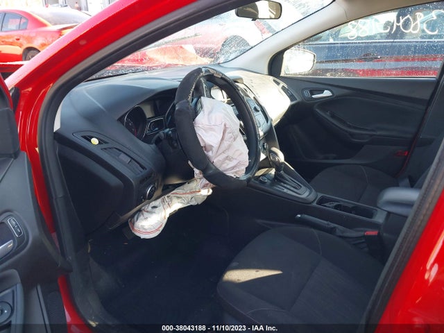 Ford FOCUS SE 2017 1FADP3F28HL271704 Image 5