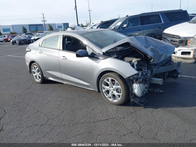 2018 1G1RD6S50JU126840 main image