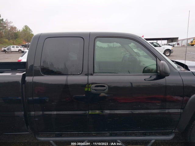 2006 CHEVROLET SILVERADO 1500 LT2 VIN: 2GCEK19B661286301