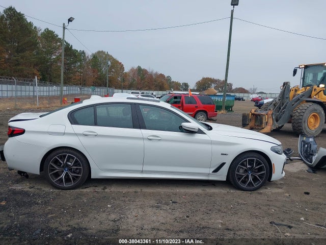BMW 5 Series 530e 2022 WBA13AG0XNCK21471 Image 13