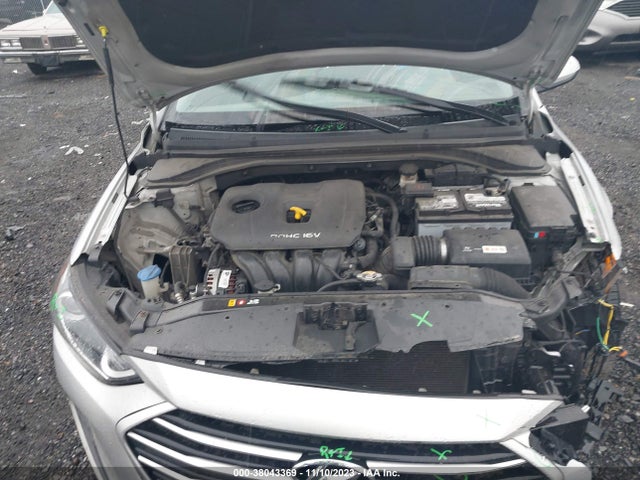 2018 HYUNDAI ELANTRA SEL VIN: 5NPD84LF2JH225963