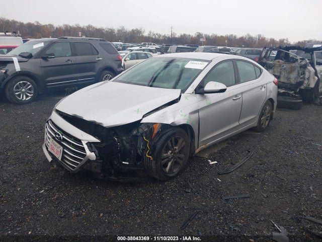 2018 HYUNDAI ELANTRA SEL VIN: 5NPD84LF2JH225963