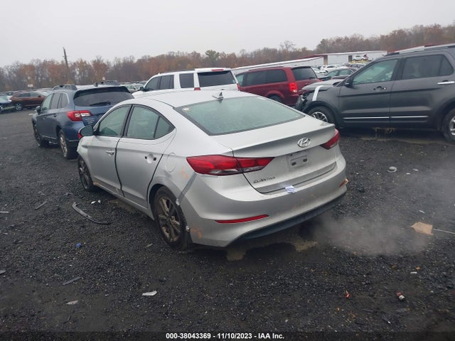 2018 HYUNDAI ELANTRA SEL VIN: 5NPD84LF2JH225963