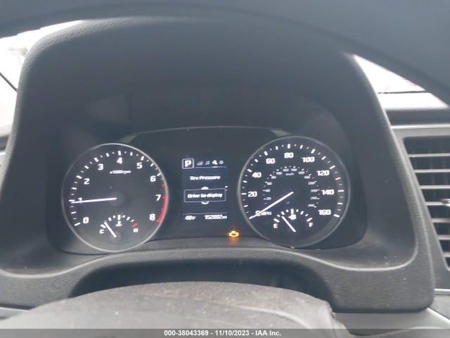 2018 HYUNDAI ELANTRA SEL VIN: 5NPD84LF2JH225963