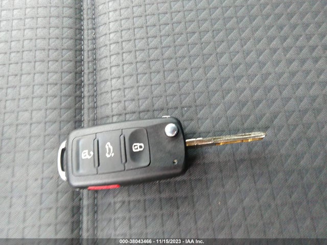 3VWD17AJ8FM319986 Volkswagen Jetta Sedan 1.8t Se