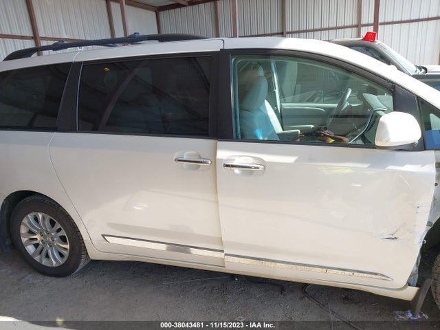 2017 TOYOTA SIENNA XLE 8 PASSENGER VIN: 5TDYZ3DC5HS782447