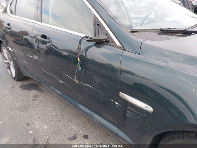 2015 JAGUAR XF SAJWJ0FF8F8U76611 Photo 5