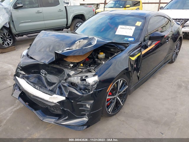 Toyota 86 Trd Se 2019 JF1ZNAE16K9700562 Image 2
