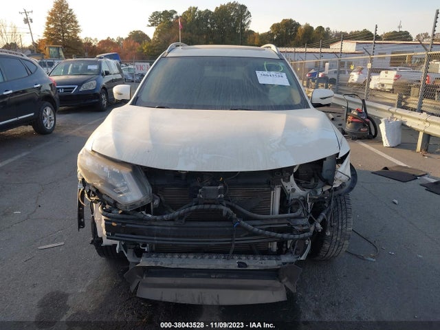 2018 NISSAN ROGUE SV VIN: 5N1AT2MT9JC830757