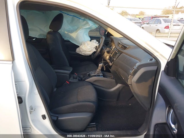2018 NISSAN ROGUE SV VIN: 5N1AT2MT9JC830757