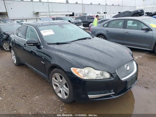2010 JAGUAR XF SAJWA0FA9AHR56119 Photo 0