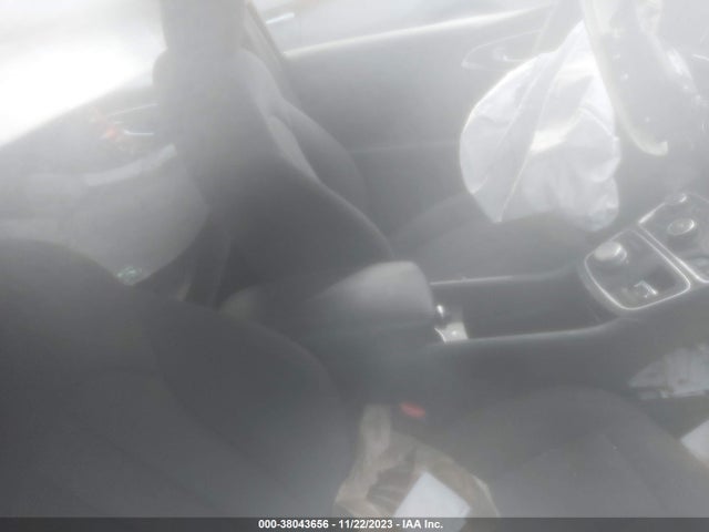 Chrysler 200 Limited 2015 1C3CCCAB4FN597319 Image 5