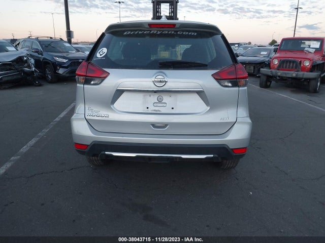 2019 NISSAN ROGUE S VIN: 5N1AT2MV2KC724931