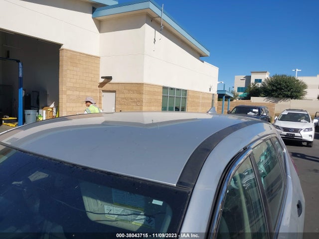 2019 NISSAN ROGUE S VIN: 5N1AT2MV2KC724931