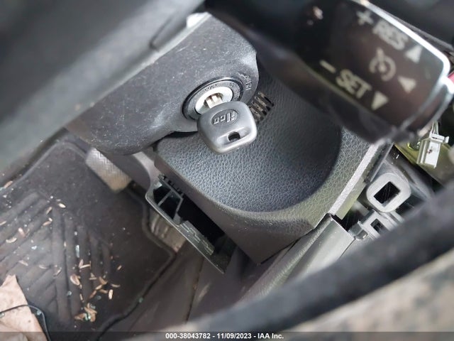 Toyota COROLLA LE 2015 5YFBURHE7FP277390 Image 11