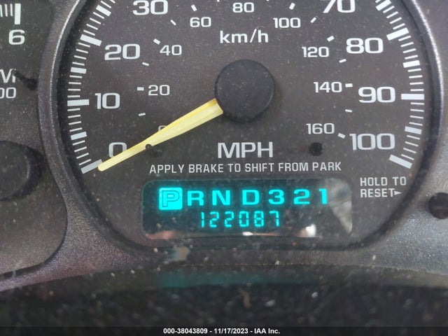 2000 CHEVROLET SILVERADO 1500 LS VIN: 2GCEC19T0Y1231951