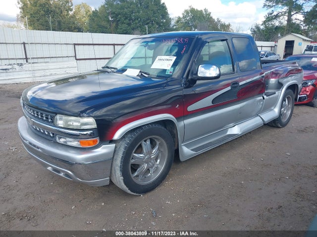 2000 CHEVROLET SILVERADO 1500 LS VIN: 2GCEC19T0Y1231951