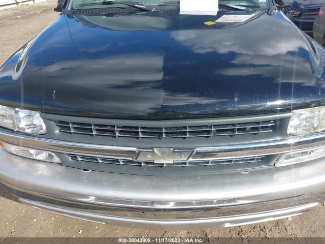 2000 CHEVROLET SILVERADO 1500 LS VIN: 2GCEC19T0Y1231951