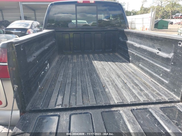 2000 CHEVROLET SILVERADO 1500 LS VIN: 2GCEC19T0Y1231951